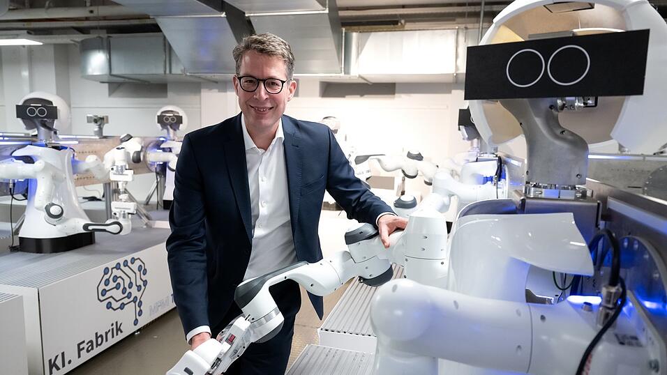 Der CSU-Politiker Markus Blume ist seit gut einem Jahr Staatsminister für Wissenschaft und Kultur. Der CSU-Politiker Markus Blume ist seit gut einem Jahr Staatsminister für Wissenschaft und Kultur.