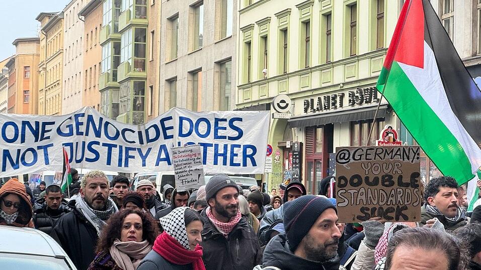 In Berlin gab es am vergangenen Samstag eine Demonstration unter dem Motto &laquo;Solidarit&auml;t mit Pal&auml;stina. Stoppt den Gaza Genozid. Keine Waffen f&uuml;r Israel&raquo;. (Archivbild)