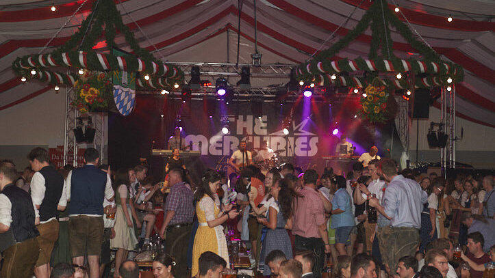 Die Partybilder vom Samstag, 10. August 2024, aus dem Festzelt Lechner. Die Partybilder vom Samstag, 10. August 2024, aus dem Festzelt Lechner.