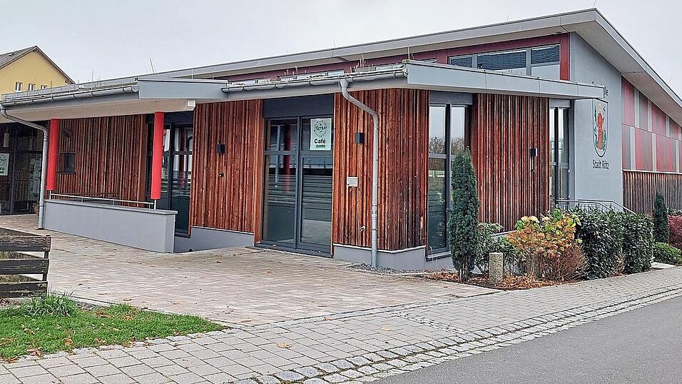 Ob die Sporthalle auch als Veranstaltungsort genutzt werden kann, pr&uuml;ft nun die Verwaltung.