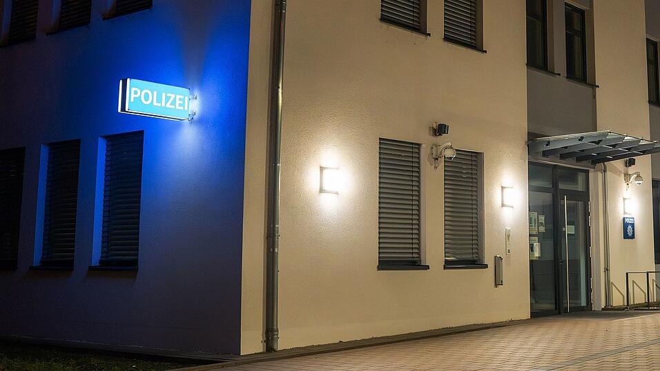 Wo genau der Anschlag auf den Weihnachtsmarkt geplant war, ist bislang nicht bekannt - es soll sich um den 'Raum Dingolfing' handeln. Wo genau der Anschlag auf den Weihnachtsmarkt geplant war, ist bislang nicht bekannt - es soll sich um den 'Raum Dingolfing' handeln.