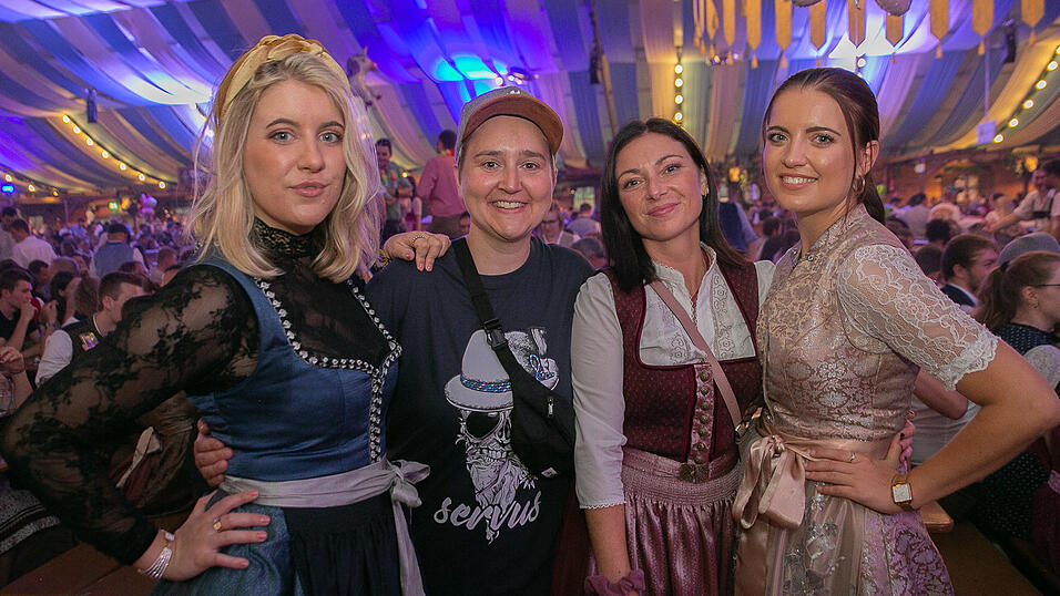 Die Partybilder von Freitag, 19. August 2022, aus dem Festzelt Wenisch.