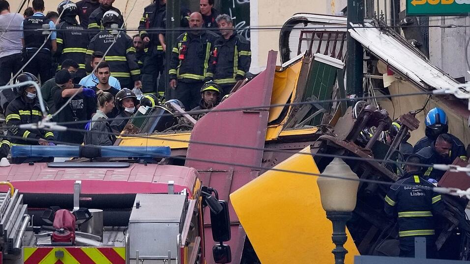 Sirenen heulten nach dem Unfall pausenlos.