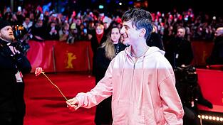 Chalamet kam am Valentinstag - und bekam ein passendes Geschenk.