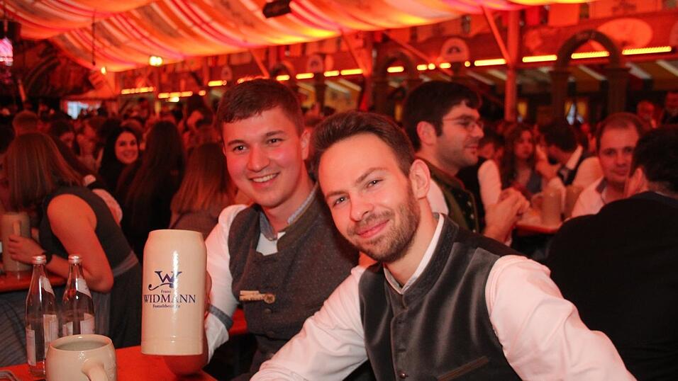 Die sch&ouml;nsten Bilder vom 21. Starkbierfest in Landshut.