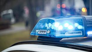 Die Polizei ermittelt jetzt unter anderem wegen Fahrens ohne F&uuml;hrerschein. (Symbolbild)