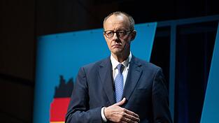 Im Falle eines Wahlsieges könnte Friedrich Merz sein künftiges Kabinett zuschneiden. Es soll etwa ein eigenes Digitalministerium geben, heißt es.