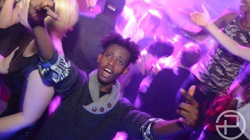 Gleich bei der Eröffnung platzte die neue Diskothek Peggy P. aus allen Nähten. Gleich bei der Eröffnung platzte die neue Diskothek Peggy P. aus allen Nähten.