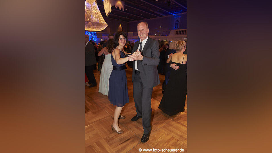 Feiern k&ouml;nnen sie, die Wirtschaftsjunioren - hier ist der Beweis!