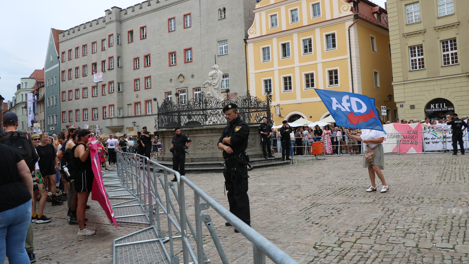 In Regensburg fanden am Sonntag Proteste statt. In Regensburg fanden am Sonntag Proteste statt.