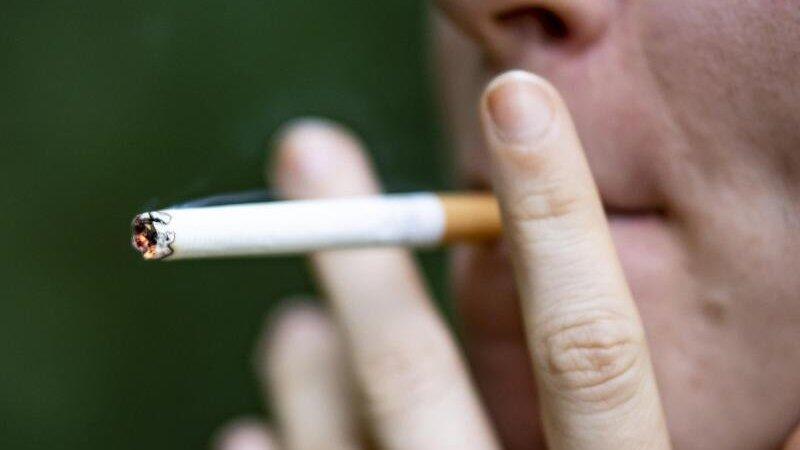 Die Frau ist ohne ihren Mann weitergefahren. (Symbolbild) Die Frau ist ohne ihren Mann weitergefahren. (Symbolbild)