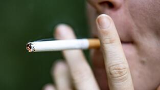 Die Frau ist ohne ihren Mann weitergefahren. (Symbolbild) Die Frau ist ohne ihren Mann weitergefahren. (Symbolbild)