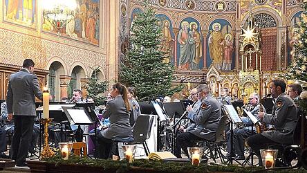 Die Musiker des Heeresmusikkorps Veitsh&ouml;chheim sorgen f&uuml;r musikalischen Hochgenuss.