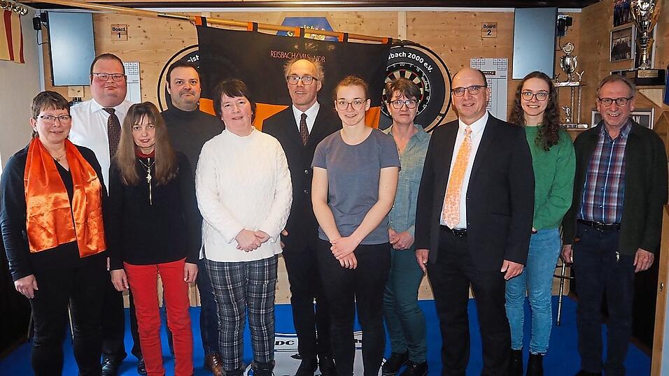 Die neu gewählte Vorstandschaft der Kolpingfamilie Reisbach. Die neu gewählte Vorstandschaft der Kolpingfamilie Reisbach.