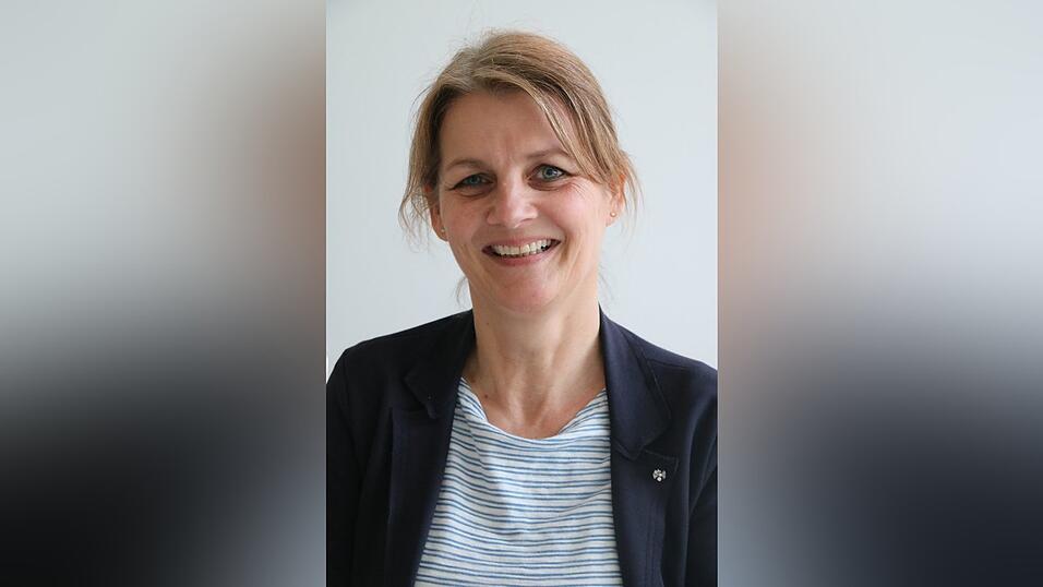 Heidrun Fronek wid die neue Ausbildungsrichtung zur Sozialpädagogischen Fachkraft für Grundschulkindbetreuung am BSZ leiten. Heidrun Fronek wid die neue Ausbildungsrichtung zur Sozialpädagogischen Fachkraft für Grundschulkindbetreuung am BSZ leiten.