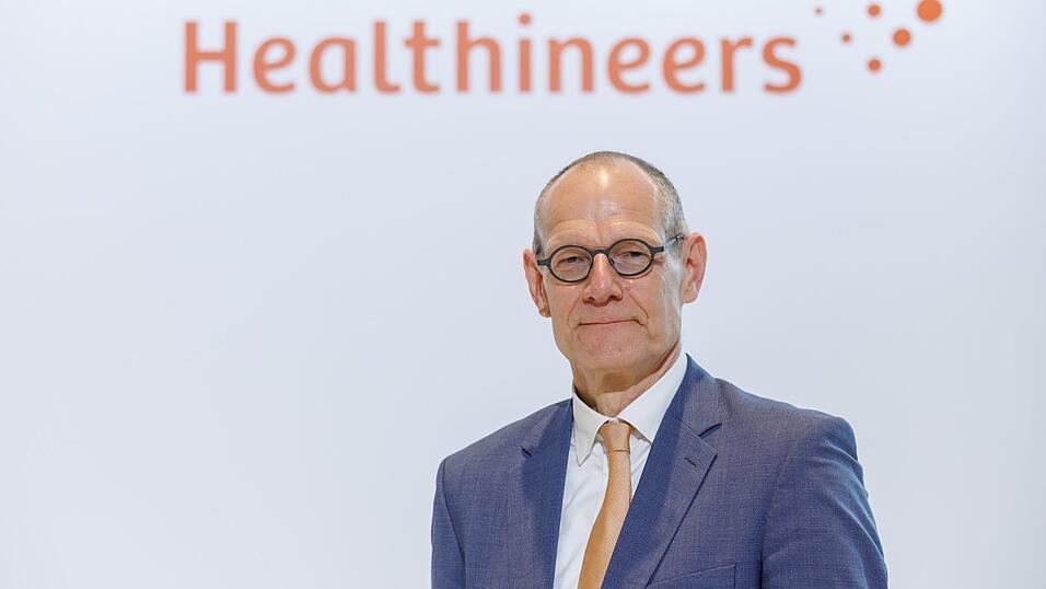 Siemens-Healthineers-Vorstandschef Bernd Montag soll noch bis 2031 an der Spitze des Erlanger Dax-Konzerns stehen. Siemens-Healthineers-Vorstandschef Bernd Montag soll noch bis 2031 an der Spitze des Erlanger Dax-Konzerns stehen.