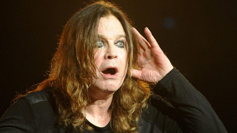 Ozzy Osbourne spielte gerne mit den dunklen Aspekten des Lebens - allerdings stets mit einem Augenzwinkern. Er traf dabei bei Millionen Menschen einen Nerv.