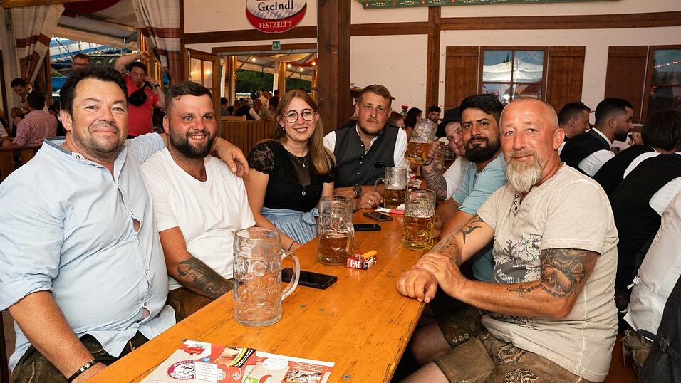 Die Partybilder vom Donnerstag, 13. August, aus dem Festzelt Greindl. Die Partybilder vom Donnerstag, 13. August, aus dem Festzelt Greindl.