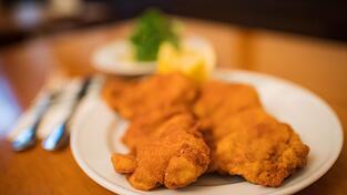 Es muss nicht immer Schnitzel sein - die Michelin-Tester sind etwa auch vom Innereiengericht Kalbsbeuschel begeistert. (Foto: Archiv)