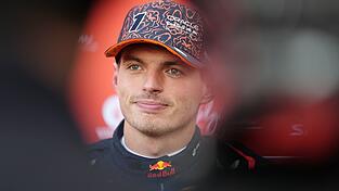 Max Verstappen fährt auch 2026 für Red Bull.