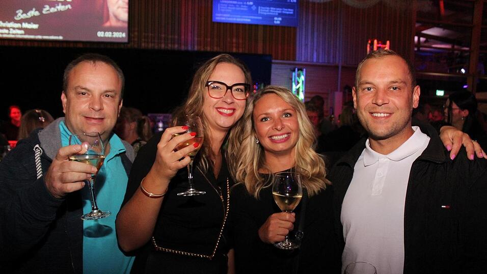 Auf der Eskara &Uuml;30-Party in Essenbach war wieder viel los.