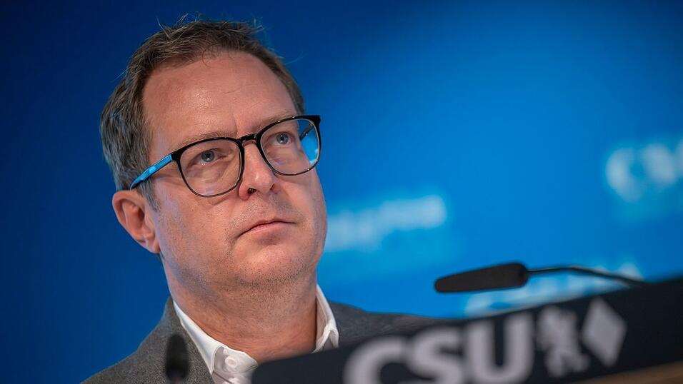 CSU-Generalsekret&auml;r Hubert wirft dem neuen Chef der Linken, Pantisano, einen katastrophalen Fehlstart vor und fordert seinen R&uuml;cktritt.