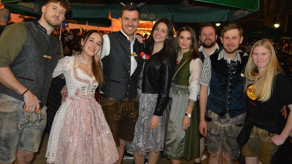 Viele Landshuter feierten am Freitag auf der Dult.&nbsp;