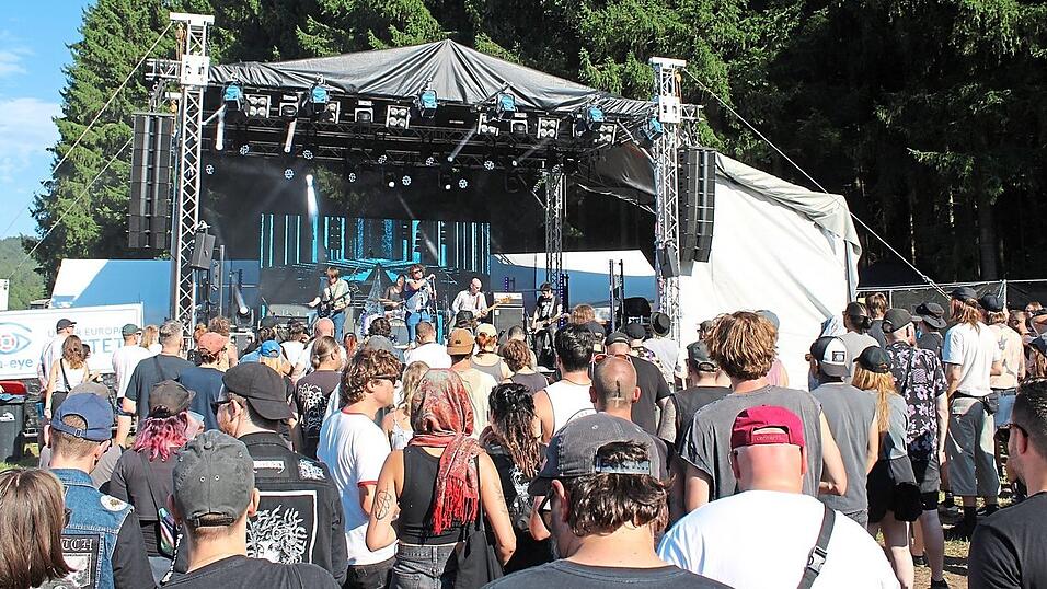 Das VOID-Fest ist mittlerweile eines der gefragtesten Underground-Festivals in Deutschland. Das VOID-Fest ist mittlerweile eines der gefragtesten Underground-Festivals in Deutschland.