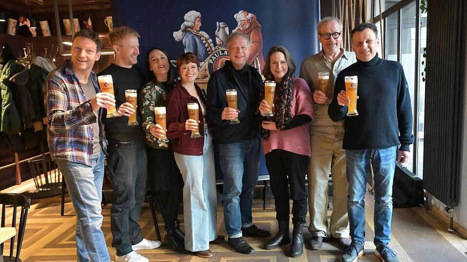 F&uuml;r die Darsteller des Singsiels am Nockherberg hat die hei&szlig;e Phase der Vorbereitung begonnen.