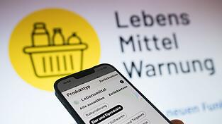 Weil die Haltbarkeit nicht garantiert werden könne, ruft die Firma Metten ein Wust-Produkt zurück. (Symbolbild)