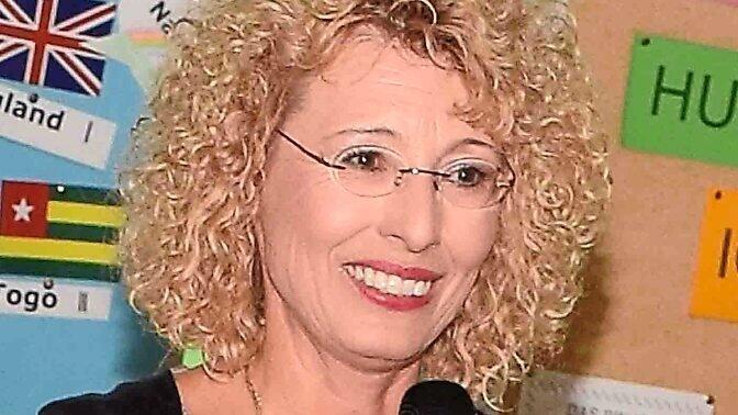 Isolde Göbel, Rektorin der Anton-Vitzthum-Grundschule. Isolde Göbel, Rektorin der Anton-Vitzthum-Grundschule.