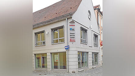 Heute ist ein Versicherungsbüro untergebracht.
