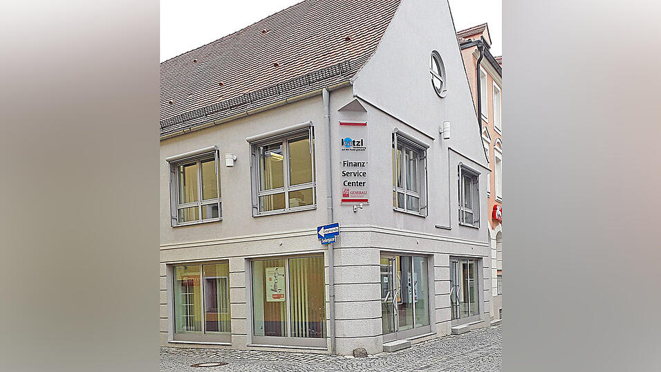 Heute ist ein Versicherungsbüro untergebracht.