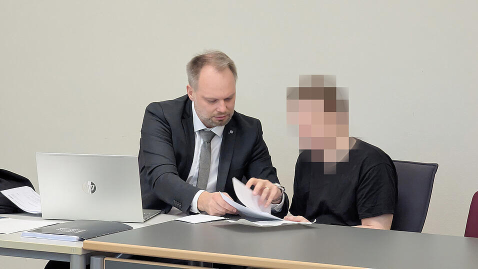 Der Angeklagte findet die von der Staatsanwaltschaft geforderte Haftstrafe &bdquo;schon sehr extrem hoch&ldquo;.