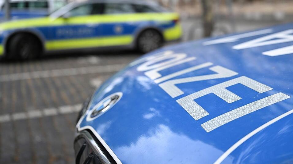 Die Polizei ist im Einsatz. (Symbolbild)