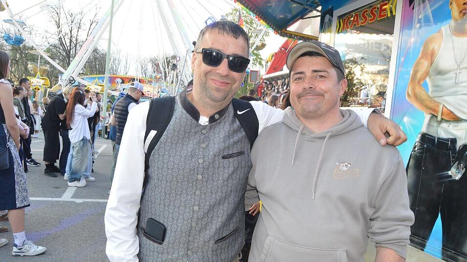 Auch am Samstag besuchten viele Landshuter die Dult.