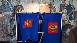 Es war die erste Abstimmung in Russland seit Beginn von Putins Krieg gegen die Ukraine im Februar 2022. Es war die erste Abstimmung in Russland seit Beginn von Putins Krieg gegen die Ukraine im Februar 2022.