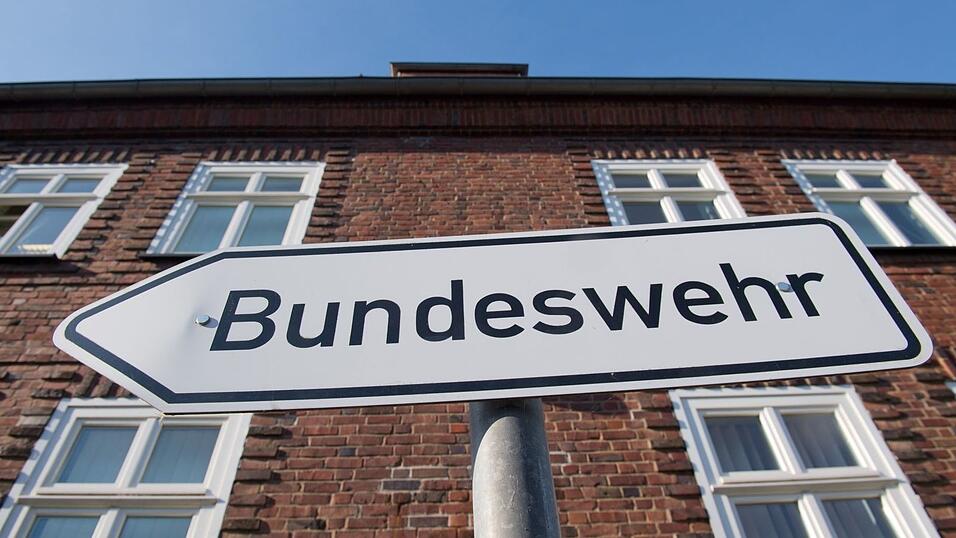 Wegen der Bedrohung durch Russland hatte die Nato ihre Verteidigungsplanungen geändert. Für die Bundeswehr bedeutet das: Sie braucht mehr Platz. (Symbolbild)