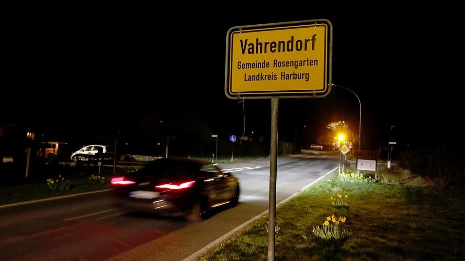 Details zu dem Fund in der Gemeinde Rosengarten nahe Hamburg gab es zun&auml;chst kaum.