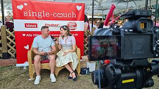 Bei der Single-Couch suchen j&auml;hrlich Menschen nach der gro&szlig;en Liebe. (Archiv)