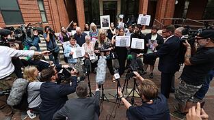 Ein Bestatter wurde in England zu 20 Jahren Haft verurteilt. Ein Bestatter wurde in England zu 20 Jahren Haft verurteilt.