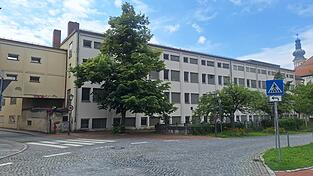 Die alte Wachsfabrik in der Deggendorfer Innenstadt ist längst Geschichte und wird bald dem Erdboden gleichgemacht.