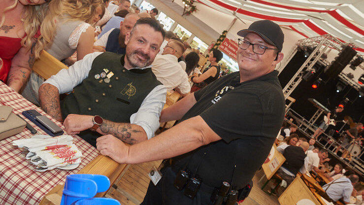 Die Partybilder vom Samstag, 8. August, aus dem Festzelt Lechner. Die Partybilder vom Samstag, 8. August, aus dem Festzelt Lechner.