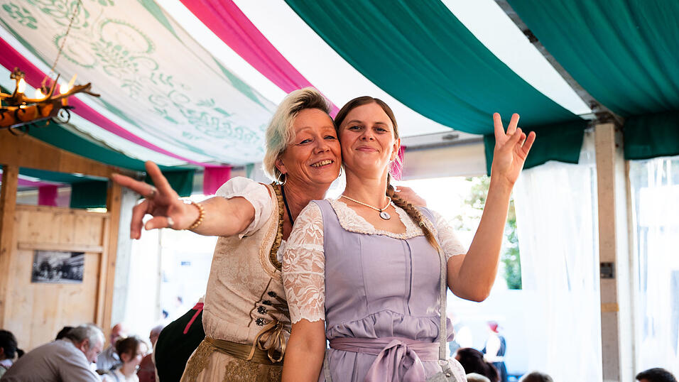 Die Partybilder vom Freitag, 14. August, aus dem Festzelt Weckmann. Die Partybilder vom Freitag, 14. August, aus dem Festzelt Weckmann.