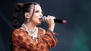 Nina Chuba.