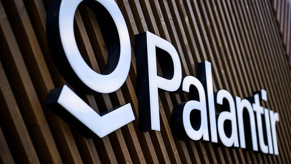Mit den Produkten von Palantir lassen sich Daten aus unterschiedlichen Quellen zusammenführen und analysieren. (Archiv) Mit den Produkten von Palantir lassen sich Daten aus unterschiedlichen Quellen zusammenführen und analysieren. (Archiv)