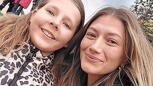 „Ich hab mich gefragt: Ist das echt oder ein Traum?“, ist Jule Maier am Tag nach ihrem Treffen mit Leony noch total perplex. „Ich hab mich gefragt: Ist das echt oder ein Traum?“, ist Jule Maier am Tag nach ihrem Treffen mit Leony noch total perplex.