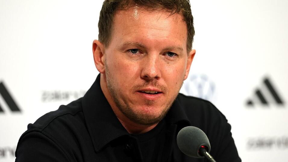 Julian Nagelsmann soll mit Neuer &uuml;ber ein DFB-Comeback gesprochen haben. (Archivbild)