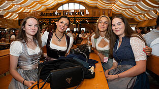 Die Partybilder vom Sonntag, 16. August, aus dem Festzelt Nothaft. Die Partybilder vom Sonntag, 16. August, aus dem Festzelt Nothaft.