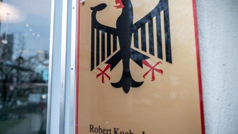 Der Eingang zum Robert Koch-Instituts (RKI). Der Eingang zum Robert Koch-Instituts (RKI).